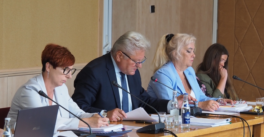 Prezentacja przez Burmistrza Chełmka Raportu o stanie Gminy Chełmek za 2022 rok.