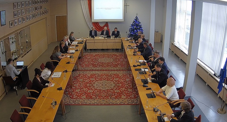 Sesja Rady Miejskiej w Chełmku, podczas której uchwalono budżet Gminy Chełmek na 2026 rok.