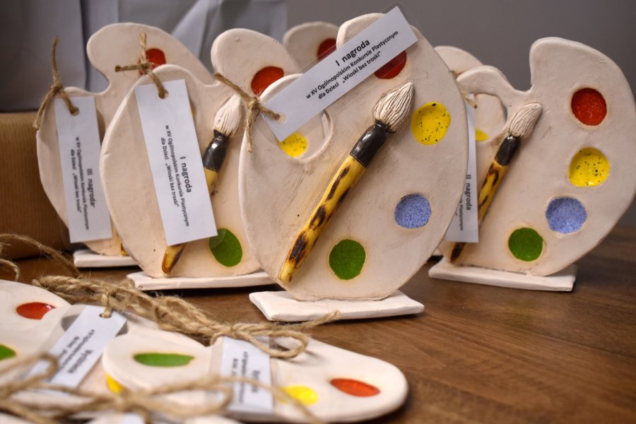 Nagrody XV Ogólnopolskiego Konkursu Plastycznego dla dzieci „Wioski bez troski”.